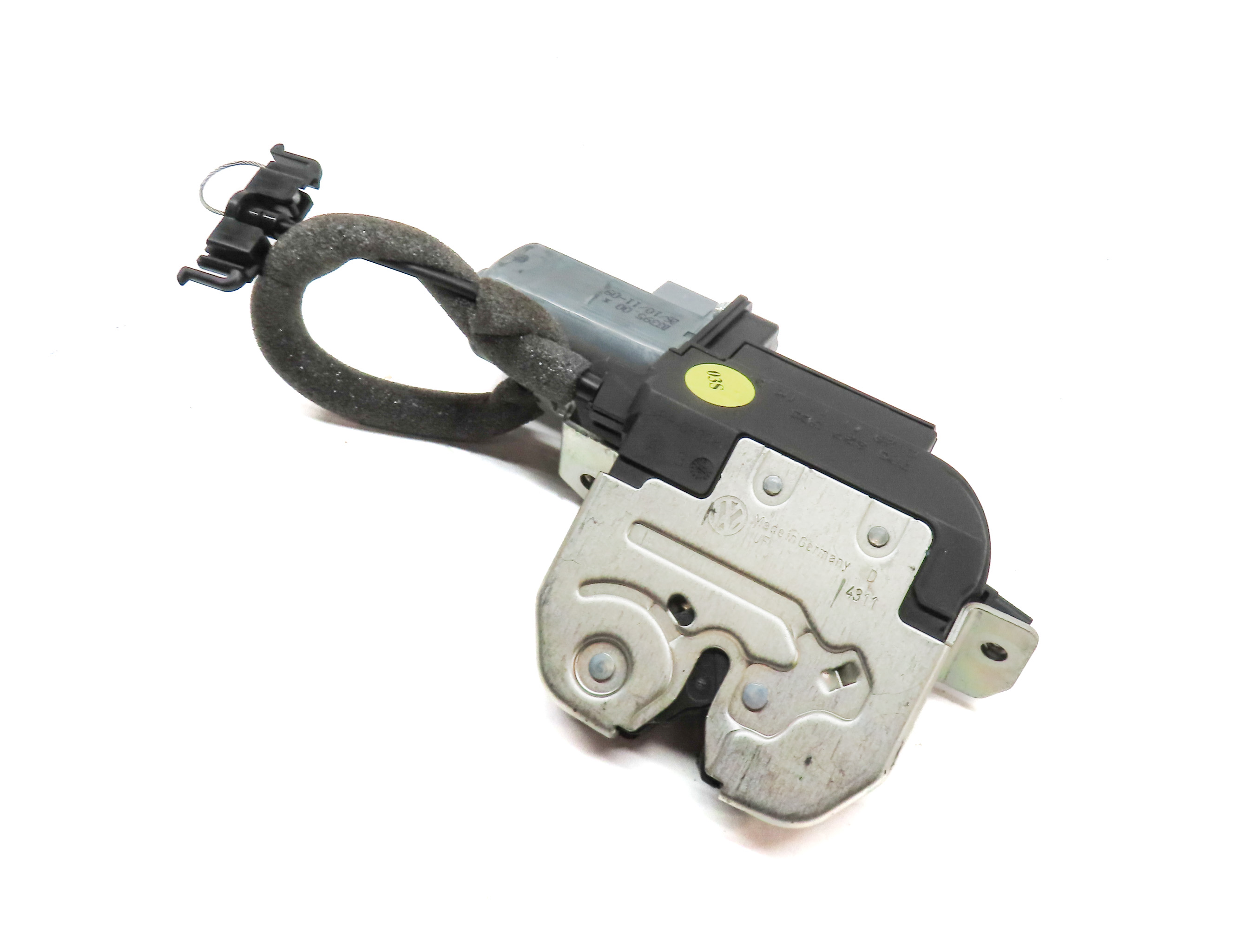 2012 PORSCHE CAYENNE (958) REAR TRUNK TAILGATE LID LOCK LATCH ACTUATOR — exact item pictured